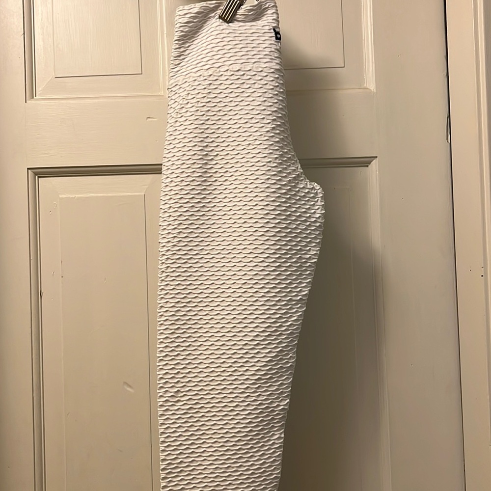 Booty By Brabants white croco full length leggings